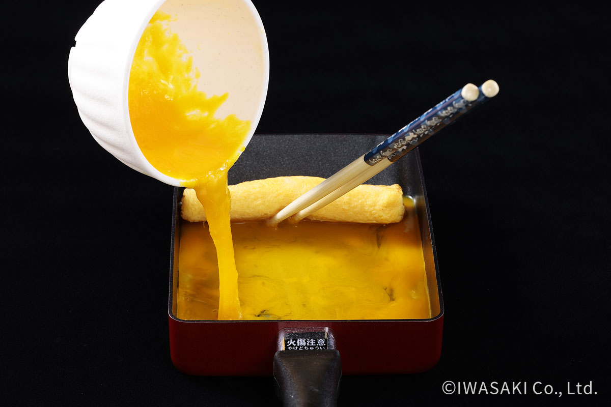 出し巻き玉子製作中