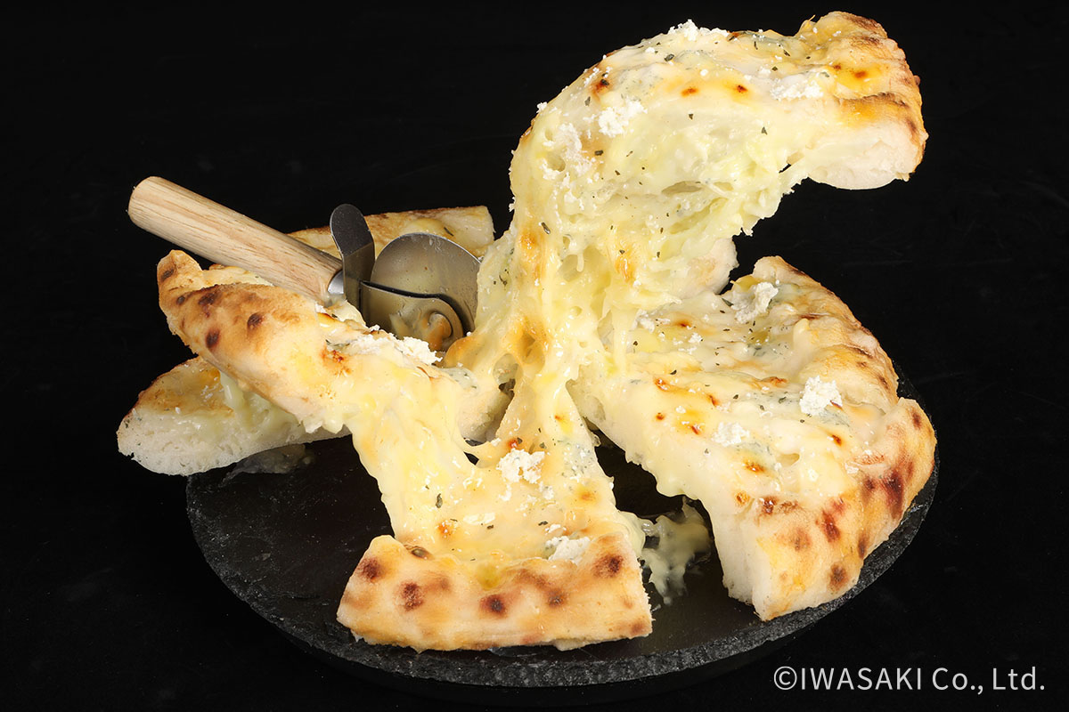 チーズを増々 クアトロ フォルマージュ