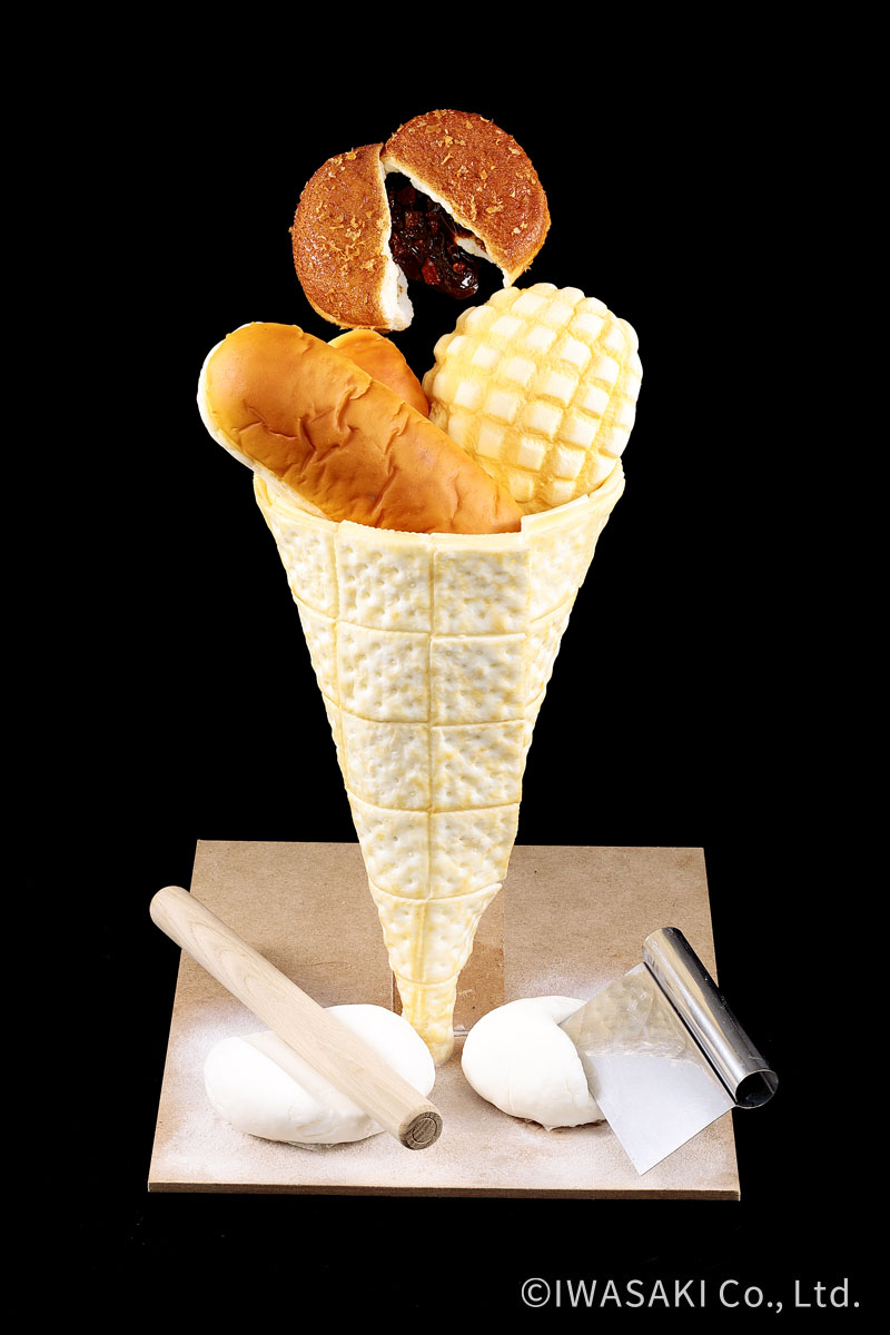 クラッカーから「ぱん」